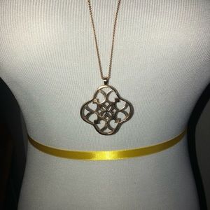 Stella and Dot medallion pendant